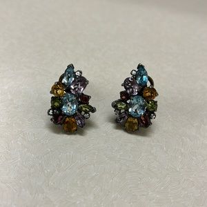 Multicolor gem clip on earrings